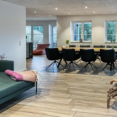 Lovely In With Sauna Hébergement de vacances *