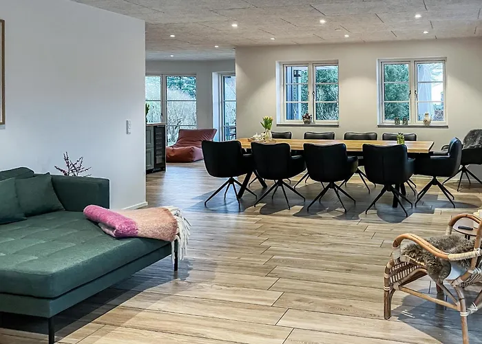 Lovely In With Sauna Hébergement de vacances *